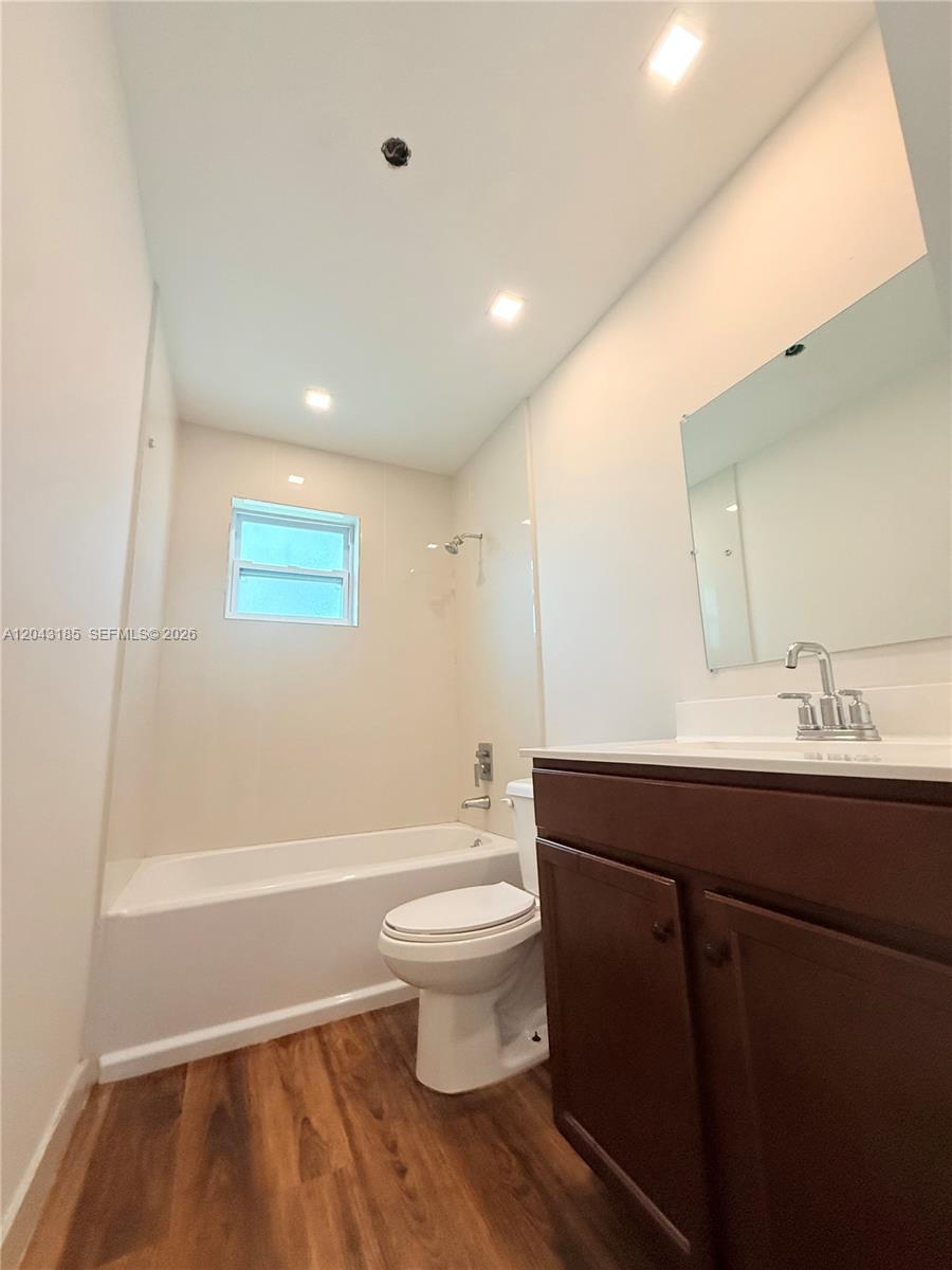 14330 Southwest 289th Street Homestead, FL 33033 - Photo 10 of 16