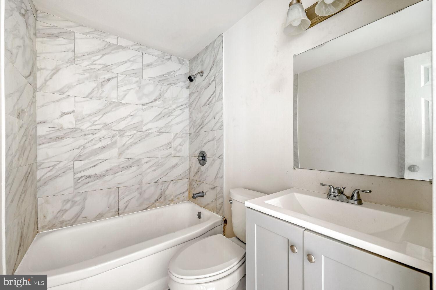 8002 Lansdale Road Baltimore, MD 21224 - Photo 17 of 26