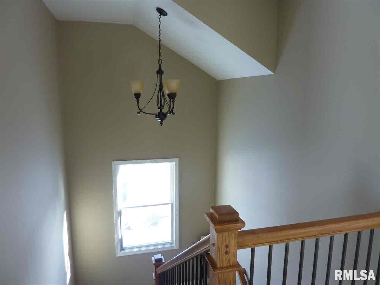 4096 Thunder Ridge Road Bettendorf, IA 52722 - Photo 12 of 24 Gallery Image 12