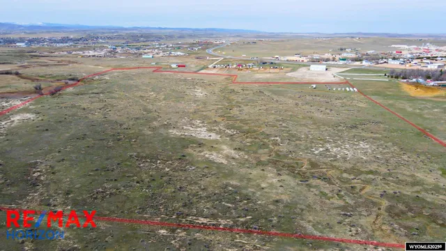 $1,399,900 | 20 Energy Lane, Douglas, WY 82633