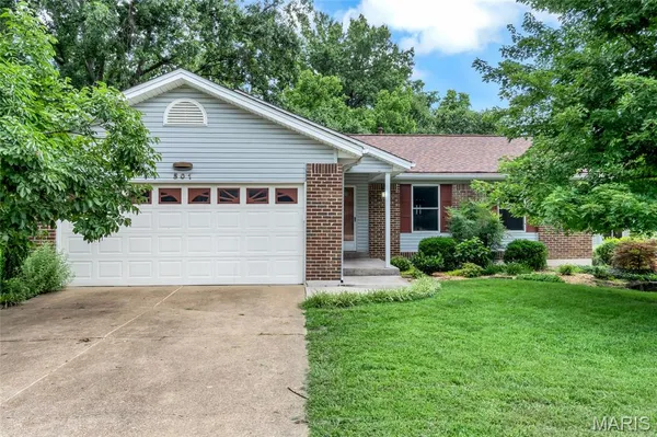 $315,000 | 501 Echo Hill Court, Ballwin, MO 63021