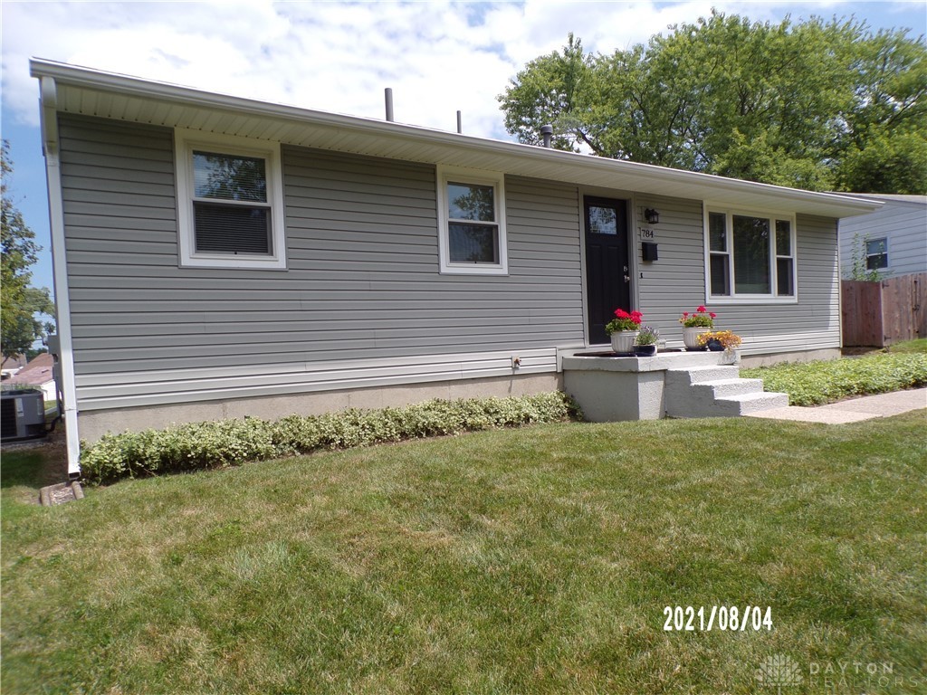784 Wake Forest Road Riverside, OH 45431 - Photo 3 of 42 Gallery Image 3