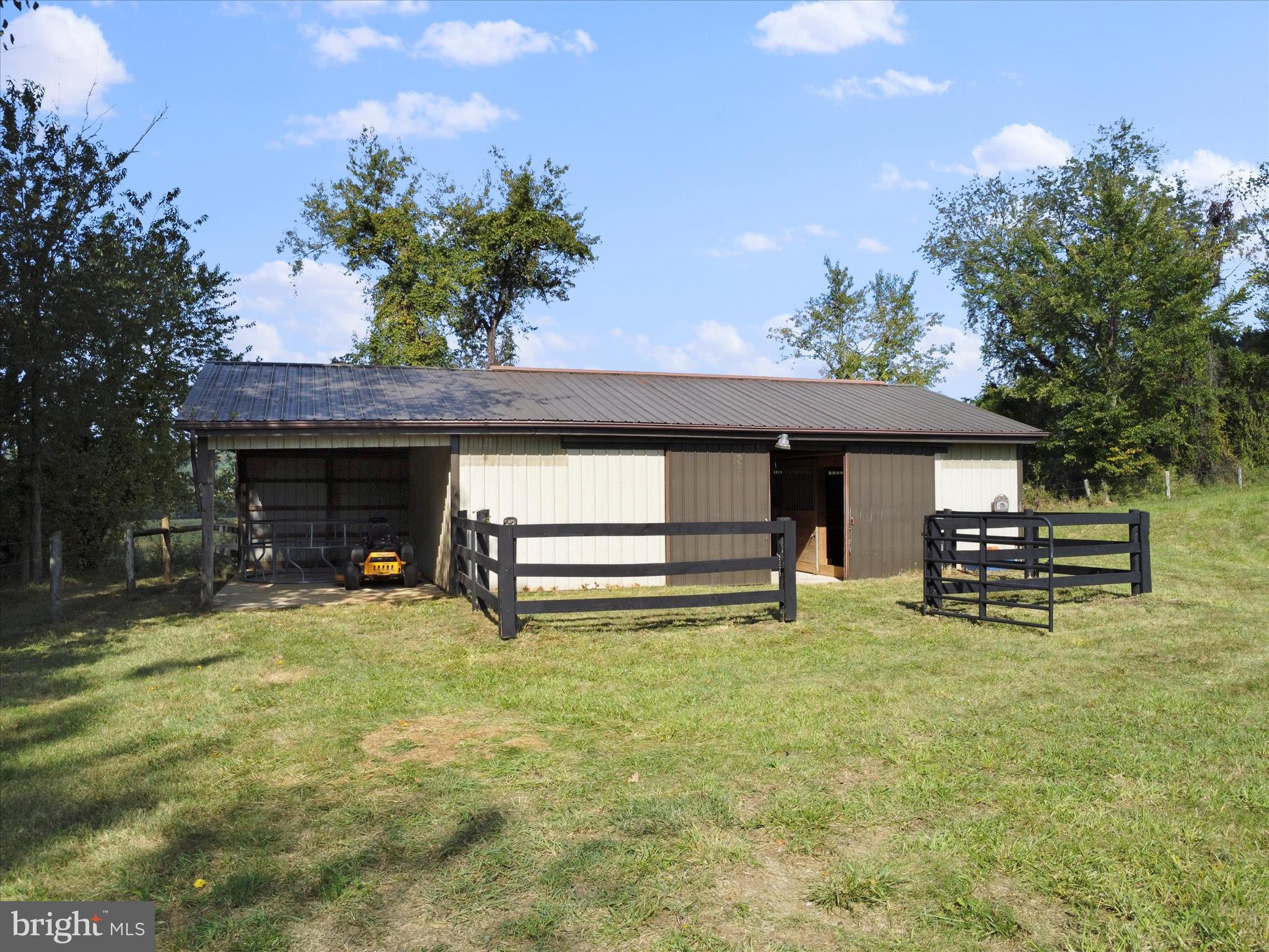 10306 Church Hill Road Myersville, MD 21773 - Photo 49 of 81 a view of a house with backyard and a tree