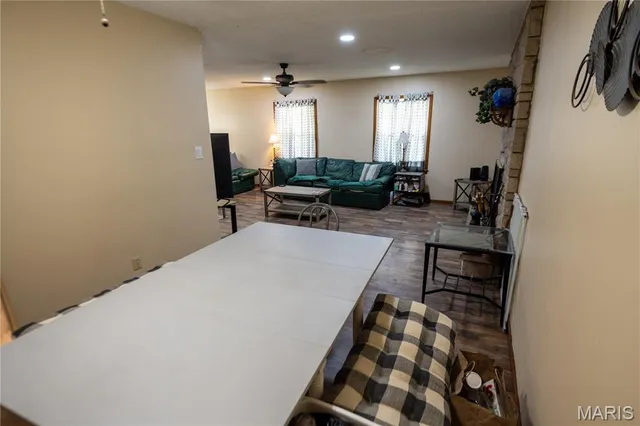 $249,900 | 87 Glendale Drive, Glen Carbon, IL 62034