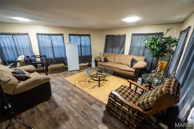 $249,900 | 87 Glendale Drive, Glen Carbon, IL 62034