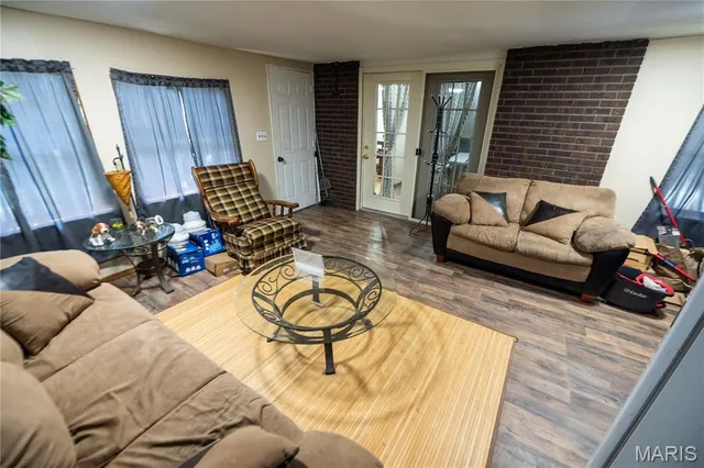 $249,900 | 87 Glendale Drive, Glen Carbon, IL 62034