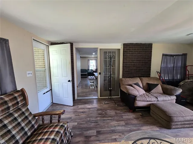 $249,900 | 87 Glendale Drive, Glen Carbon, IL 62034