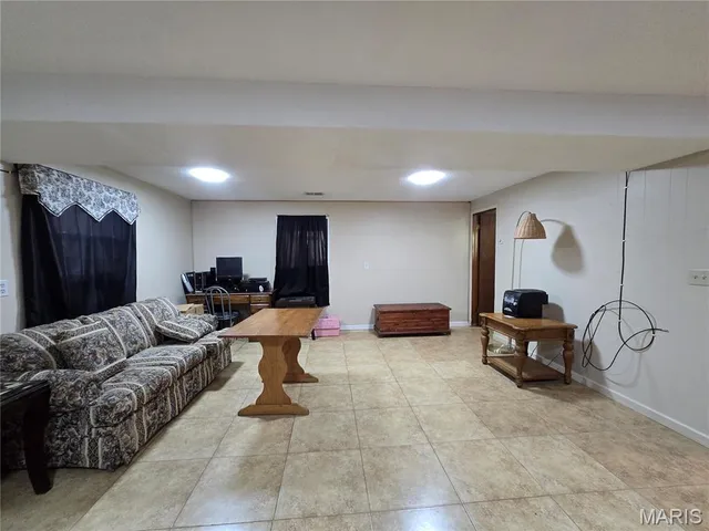 $249,900 | 87 Glendale Drive, Glen Carbon, IL 62034