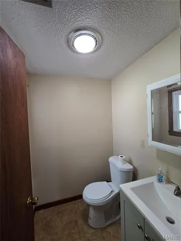 $249,900 | 87 Glendale Drive, Glen Carbon, IL 62034