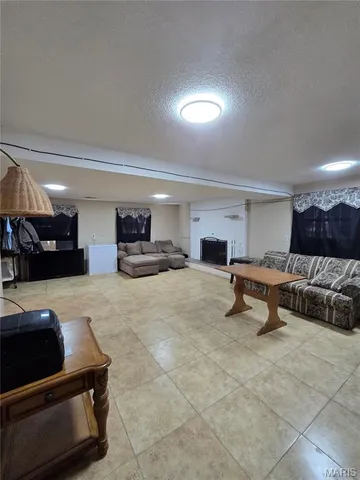 $249,900 | 87 Glendale Drive, Glen Carbon, IL 62034