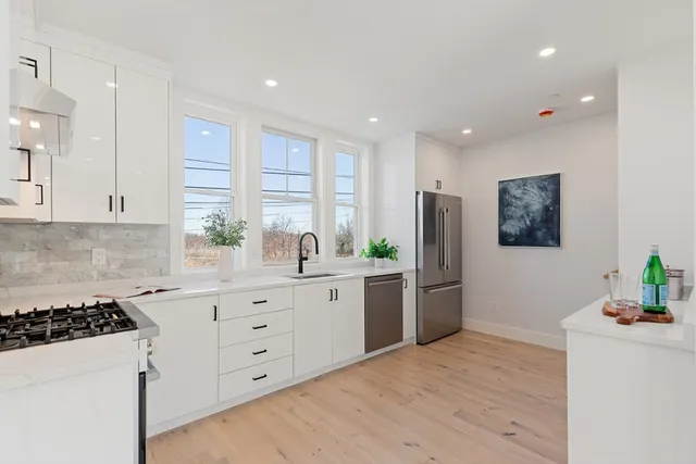 $749,900 | 658 Mystic Avenue, Unit A, Somerville, MA 02145