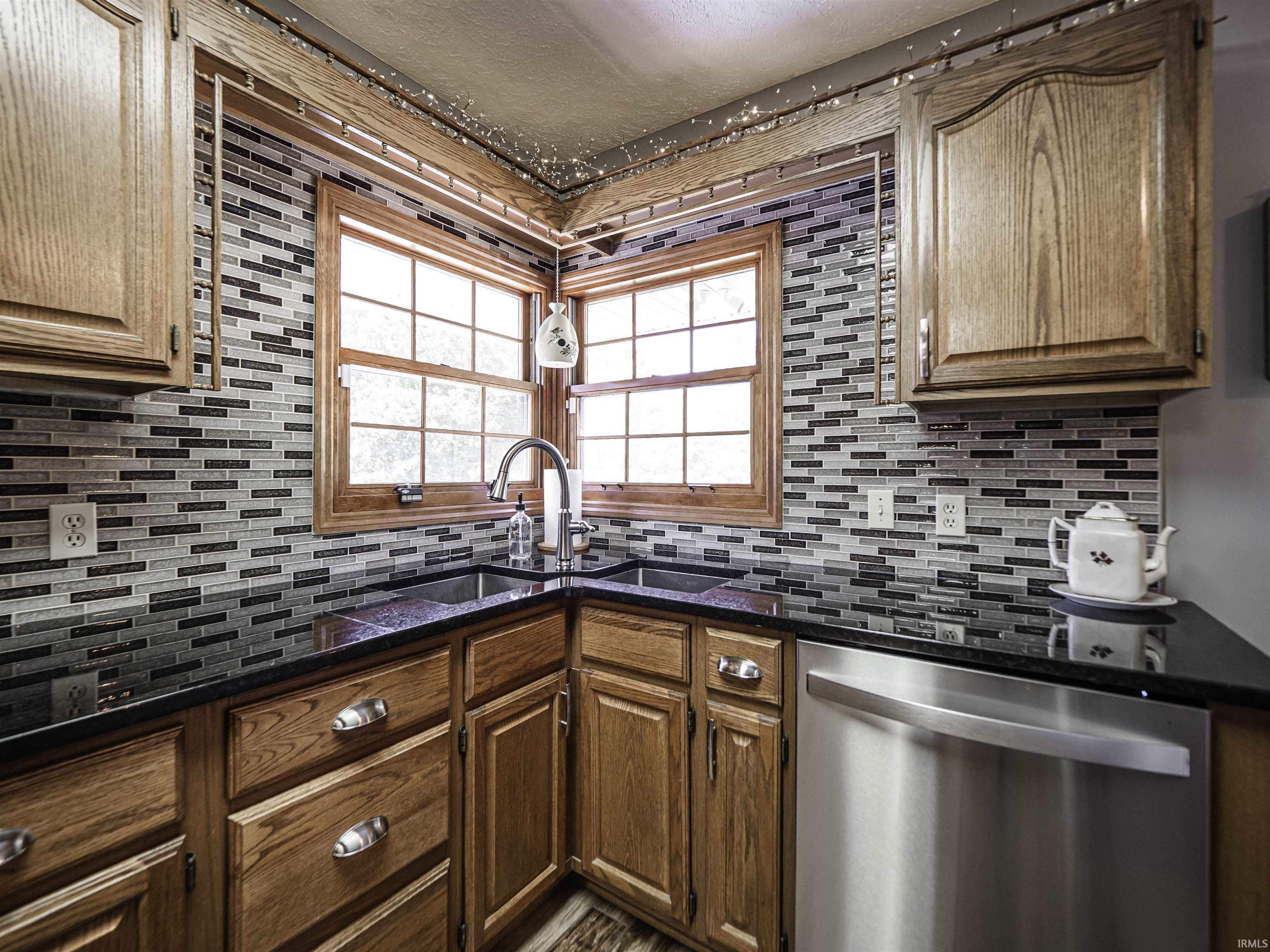 3528 Koring Road Evansville, IN 47720 - Photo 5 of 34