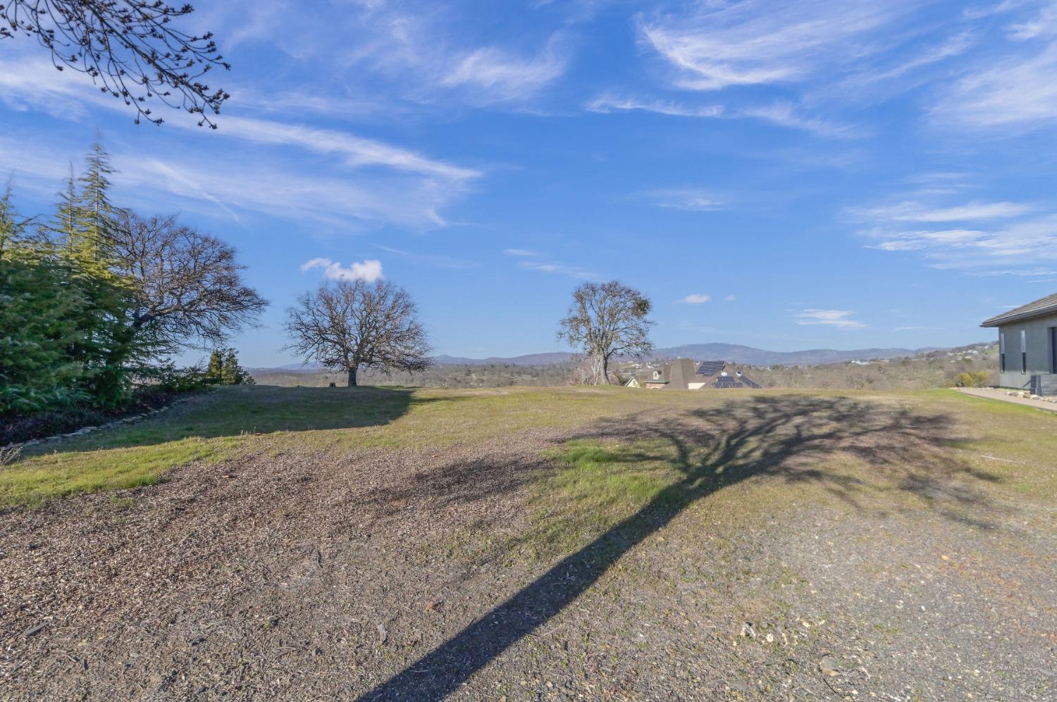 186 Leaf Crest Court Copperopolis, CA 95228 - Photo 6 of 24 a view of an ocean and beach