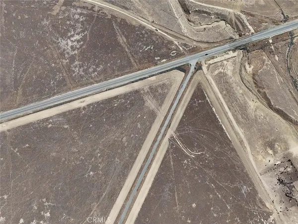 a view of an outdoor space