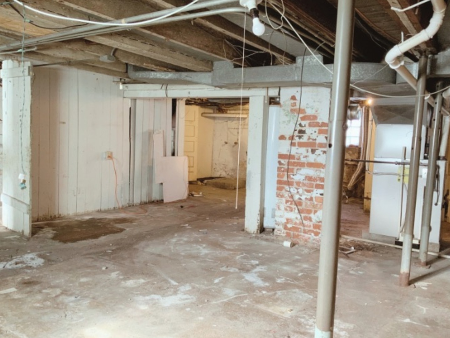 457 South Des Plaines Street Joliet, IL 60436 - Photo 11 of 16