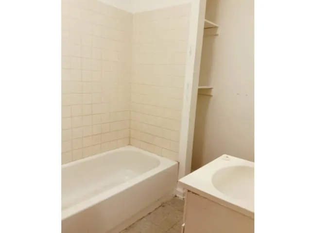 $169,900 | 457 South Des Plaines Street, Joliet, IL 60436