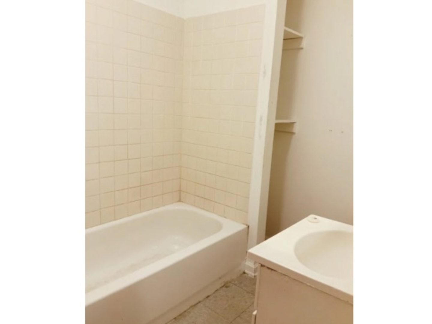 457 South Des Plaines Street Joliet, IL 60436 - Photo 7 of 16