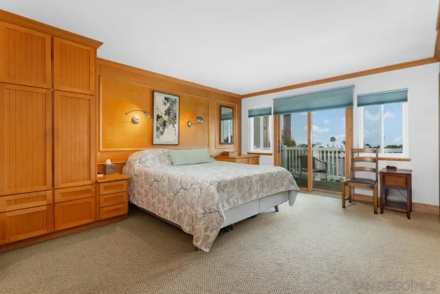 $1,926,864 | 457 Arden Drive, Encinitas, CA 92024