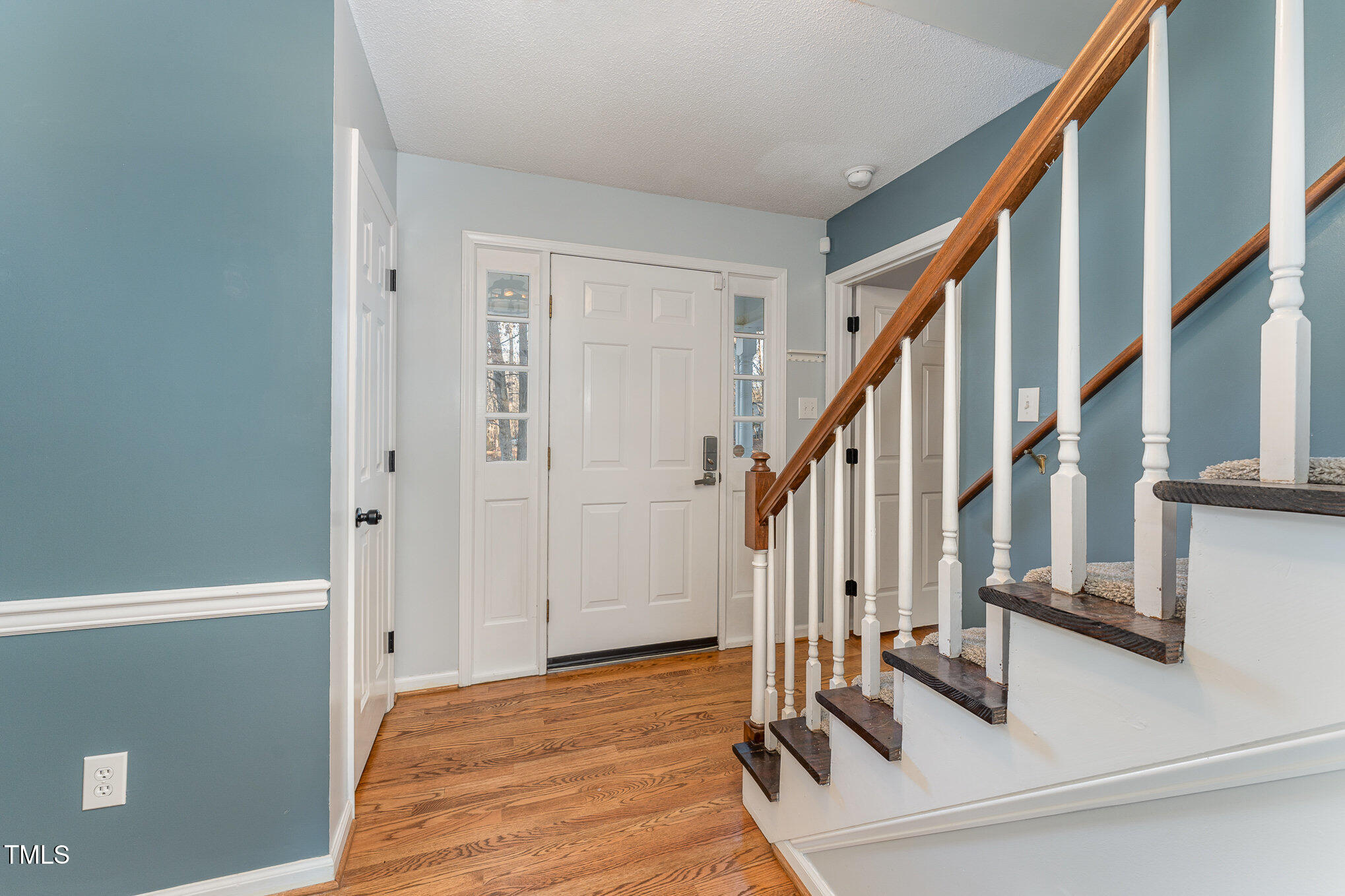 5718 Russell Road Durham, NC 27712 - Photo 4 of 33 Entry Foyer