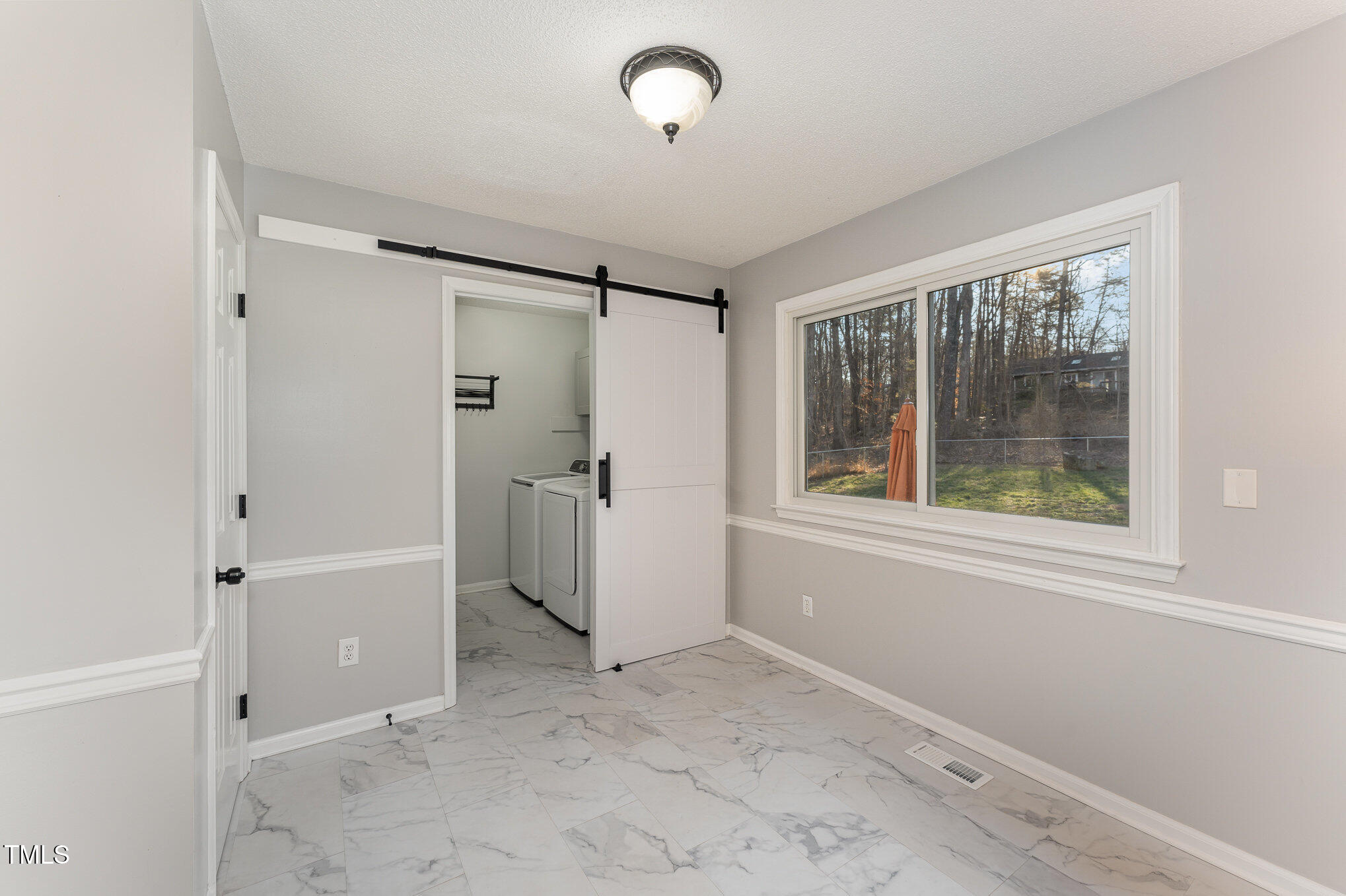 5718 Russell Road Durham, NC 27712 - Photo 8 of 33 Breakfast Nook