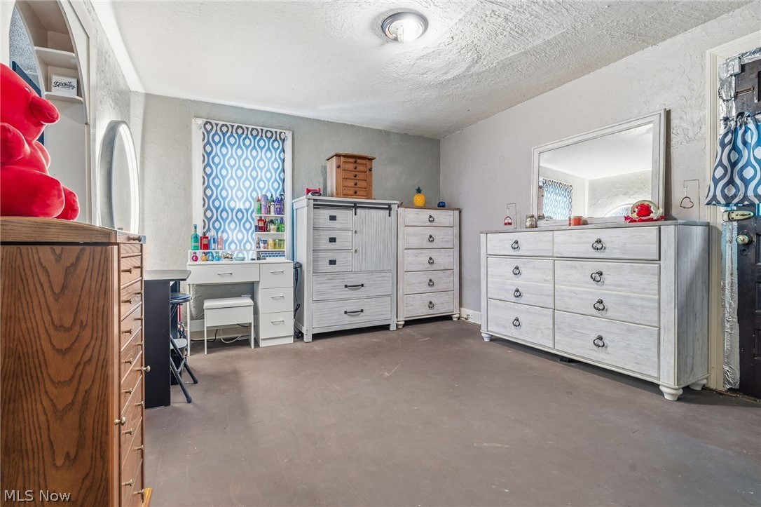 2409 Lake Rd Boulevard Northwest Canton, OH 44708 - Photo 16 of 26 Gallery Image 16