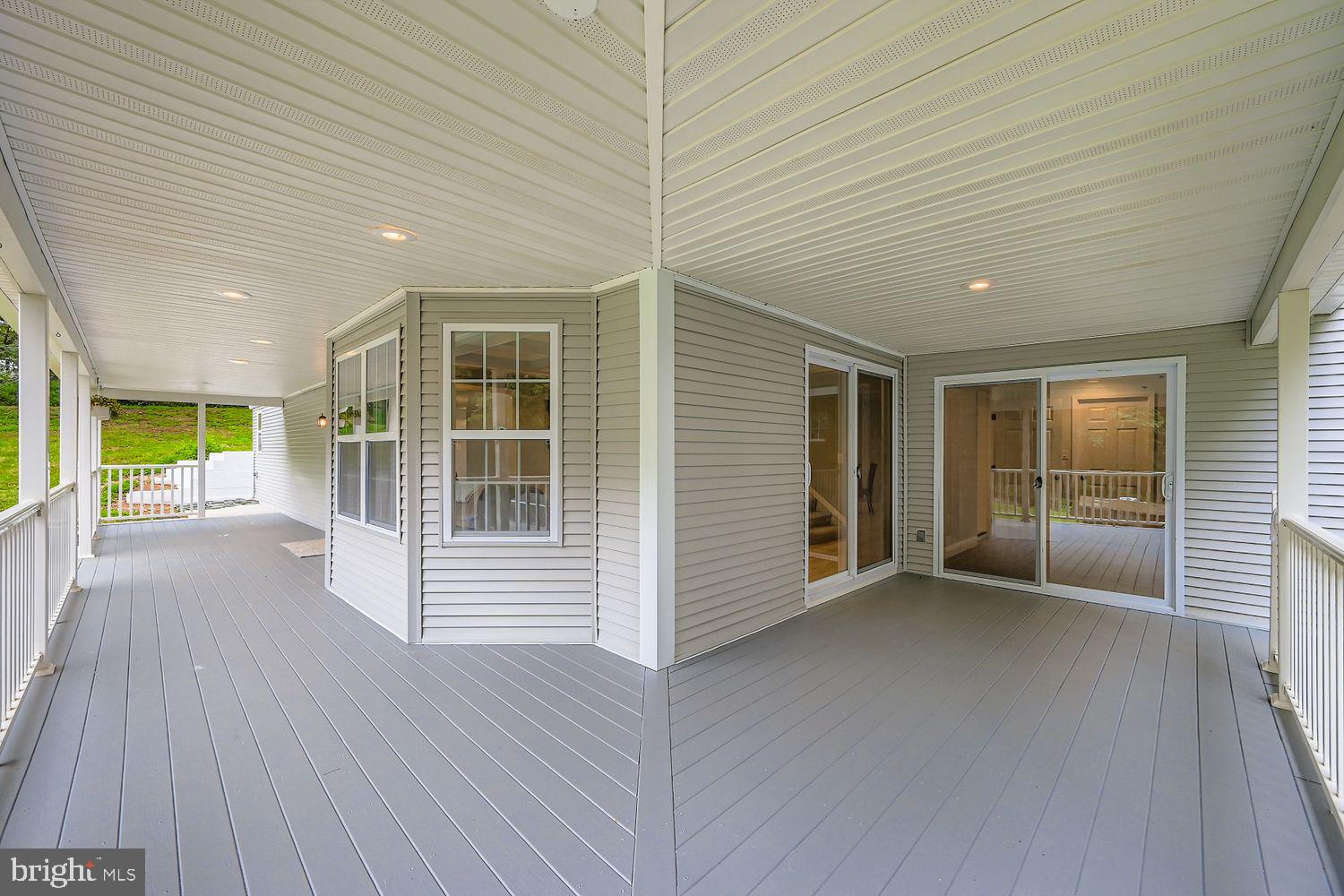 4936 Green Valley Road Monrovia, MD 21770 - Photo 3 of 25 Gallery Image 3