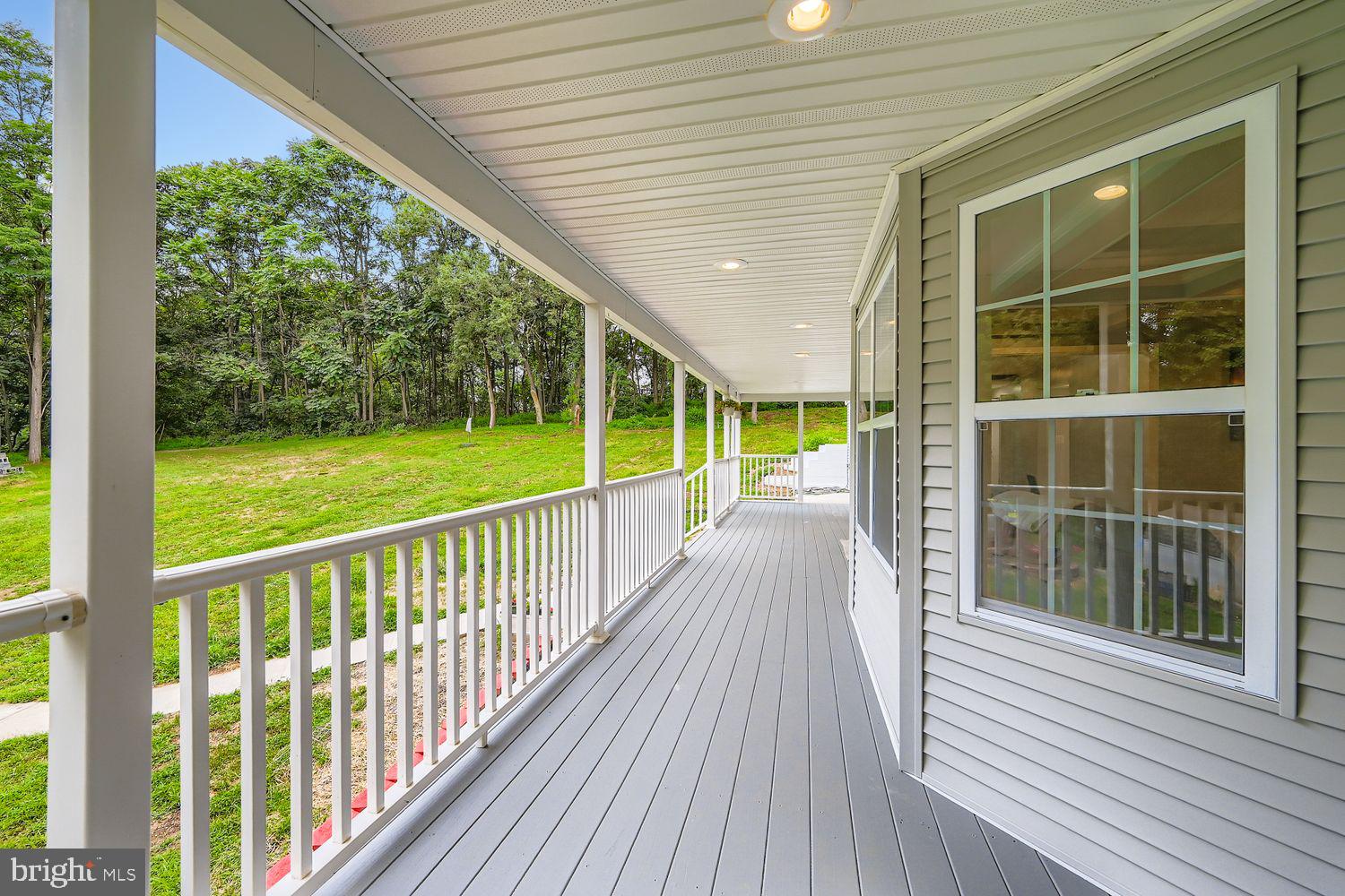 4936 Green Valley Road Monrovia, MD 21770 - Photo 4 of 25 Gallery Image 4