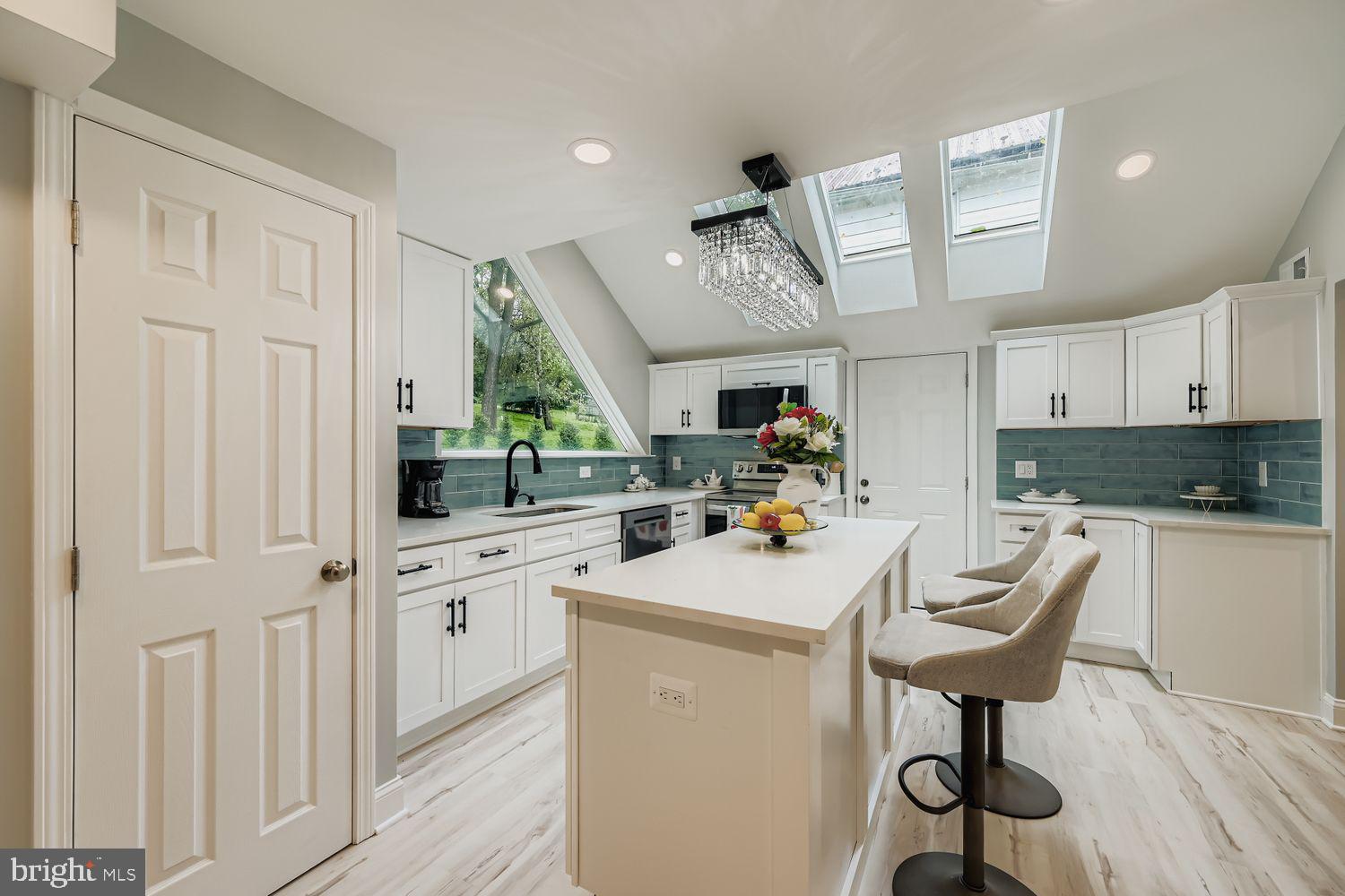 4936 Green Valley Road Monrovia, MD 21770 - Photo 10 of 25 Gallery Image 10
