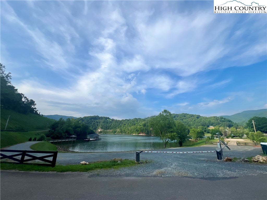 Silver Oak Trail Butler, TN 37640 - Photo 20 of 23