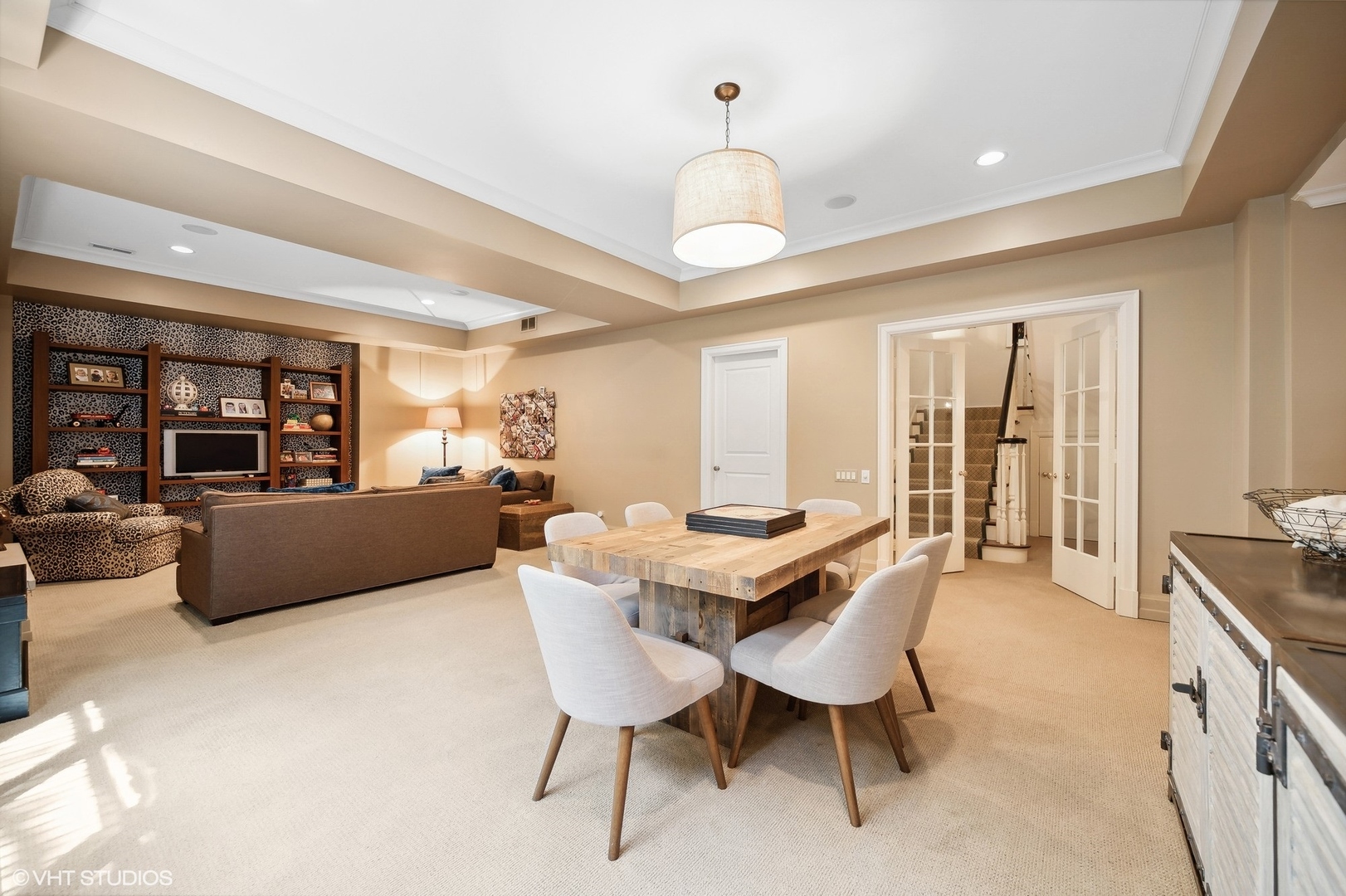 1024 Westmoor Road Winnetka, IL 60093 - Photo 29 of 38 a view of a dining room with furniture and chandelier
