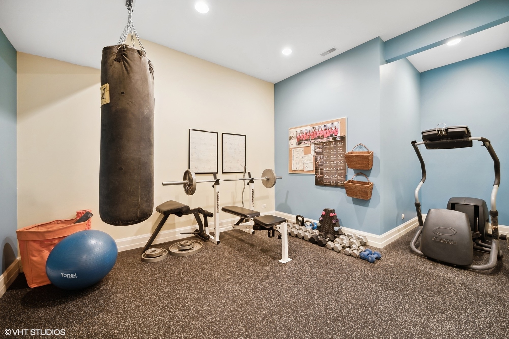 1024 Westmoor Road Winnetka, IL 60093 - Photo 34 of 38 a room with gym equipment and gym equipment