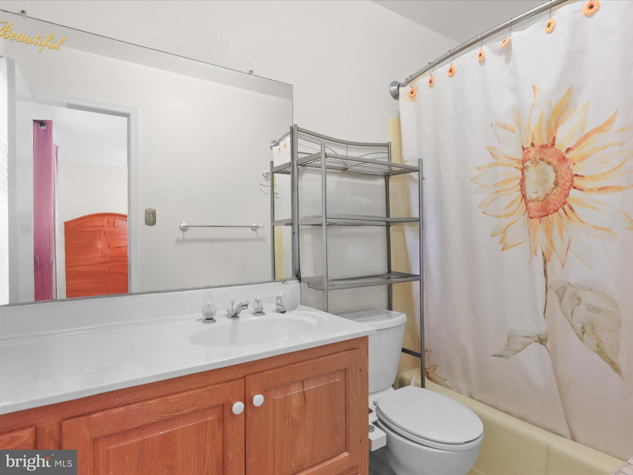 1928 Hull Road Vienna, VA 22182 - Photo 25 of 42 Gallery Image 25