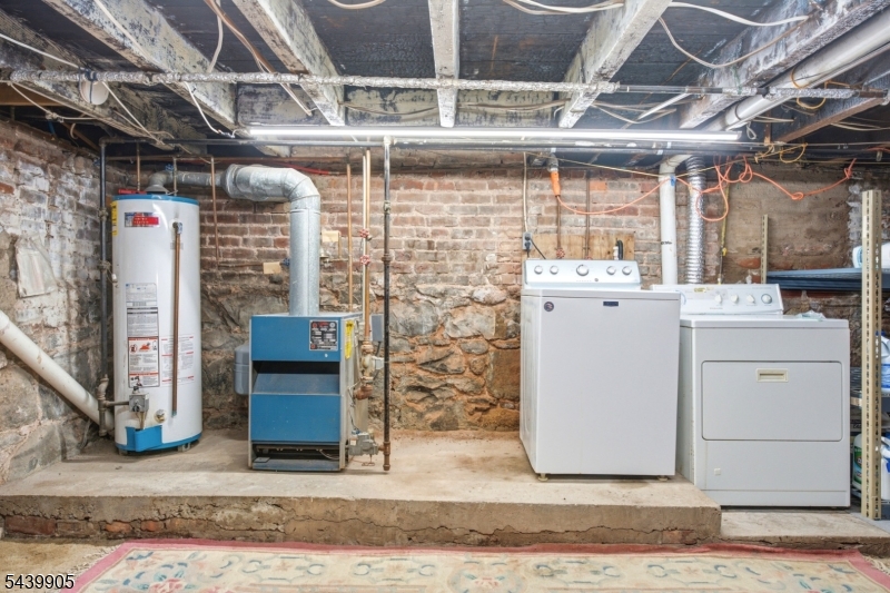 141 Walnut Street Newark, NJ 07105 - Photo 22 of 27