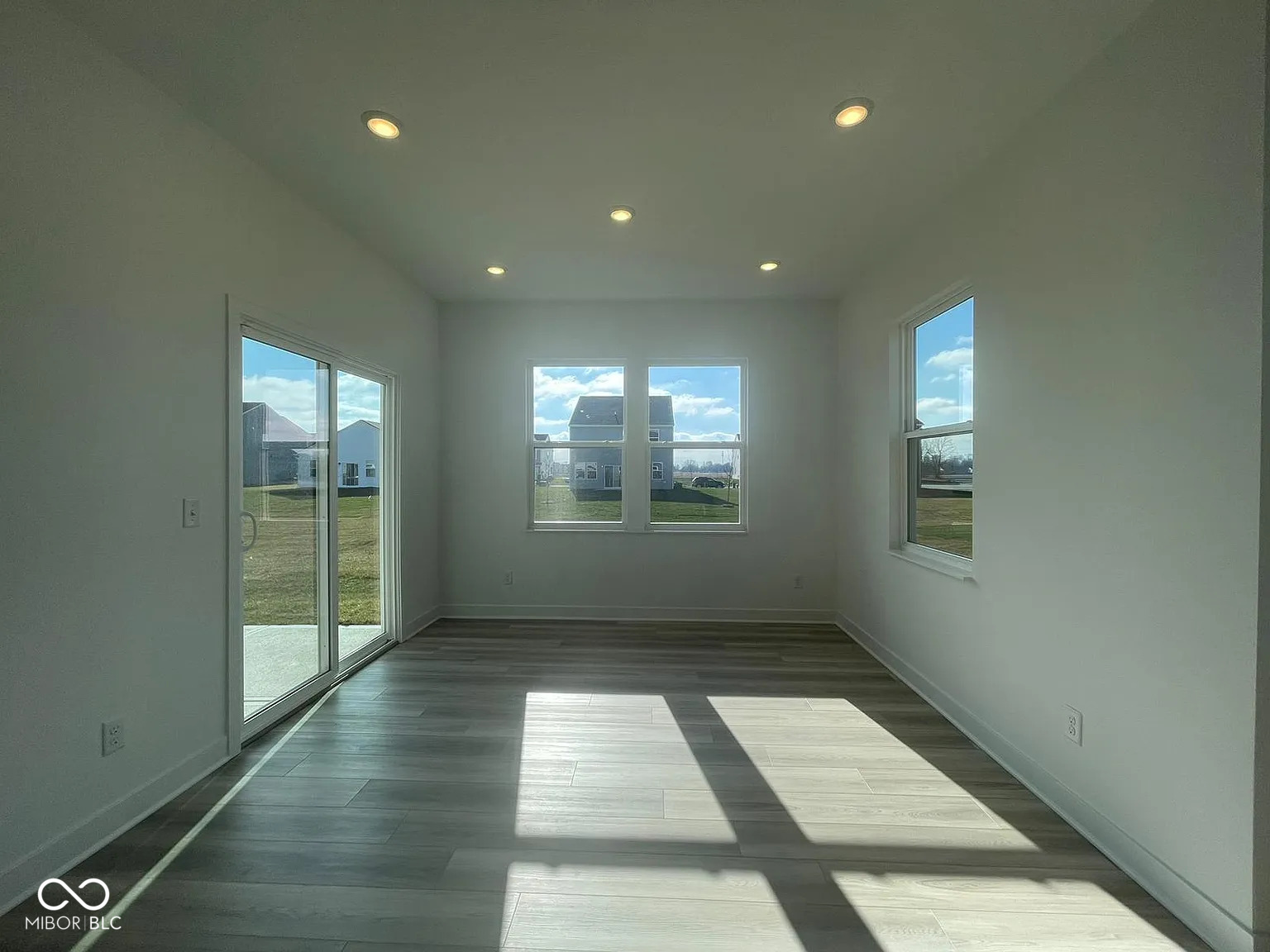 6865 Orchard Run Circle Whitestown, IN 46075 - Photo 13 of 36