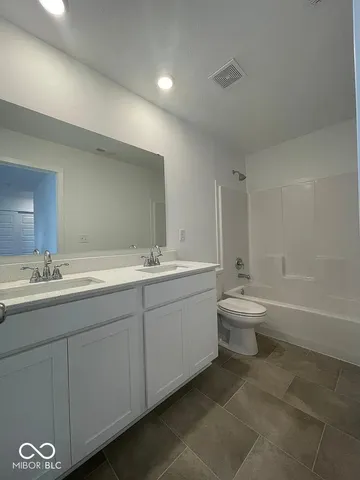 $2,460 | 6865 Orchard Run Circle, Whitestown, IN 46075