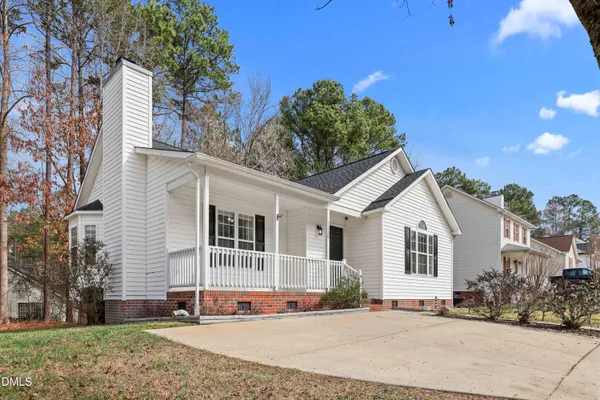 $325,000 | 1120 Curtiss Drive, Garner, NC 27529