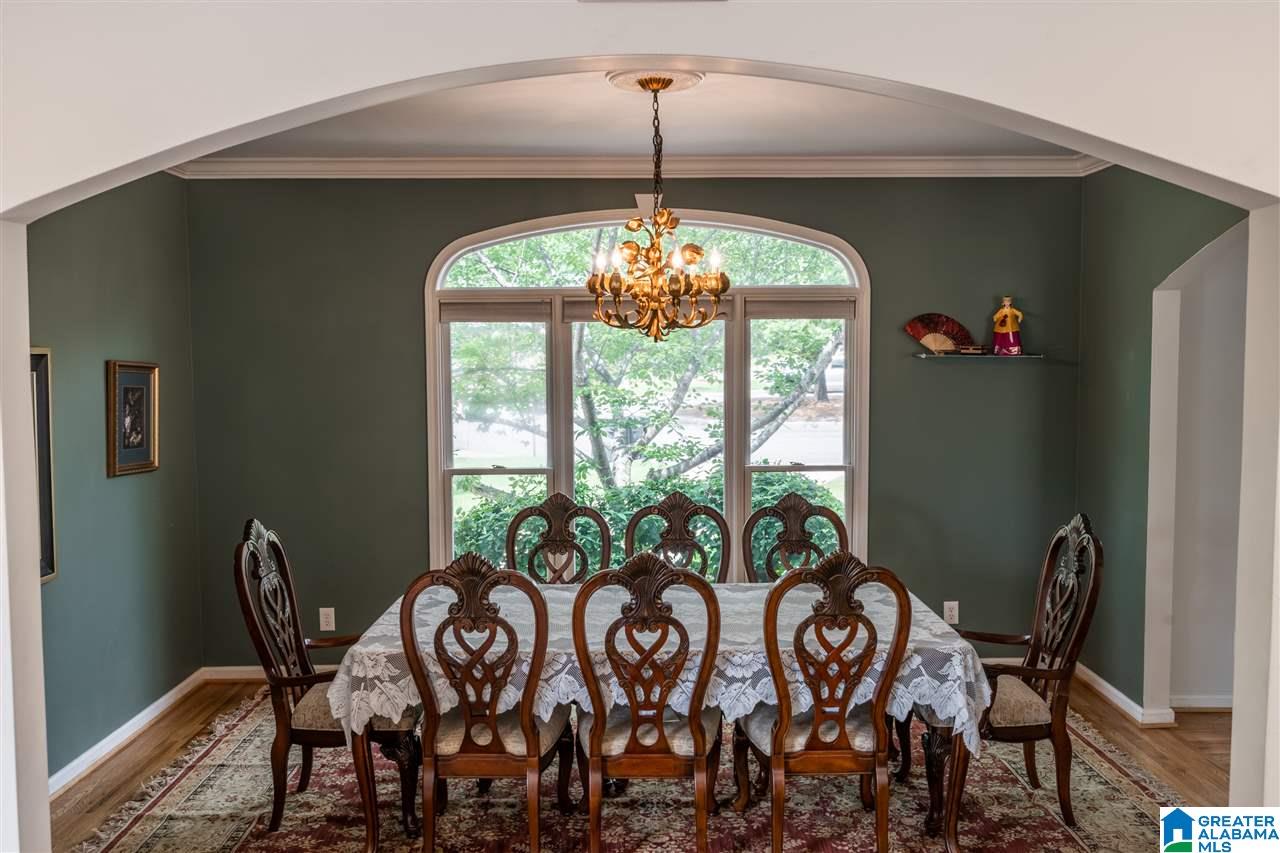 862 Meadow Ridge Lane Birmingham, AL 35242 - Photo 2 of 41