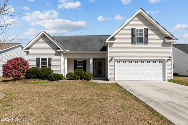 $2,075 | 205 Lynden Lane, New Bern, NC 28560