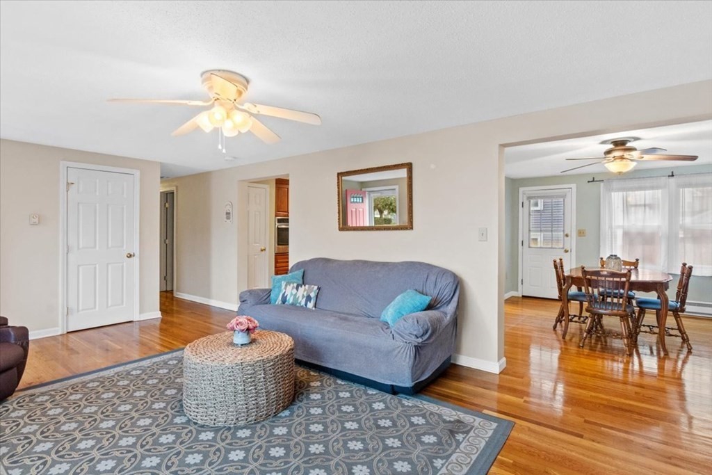 36 P Street Hull, MA 02045 - Photo 10 of 27