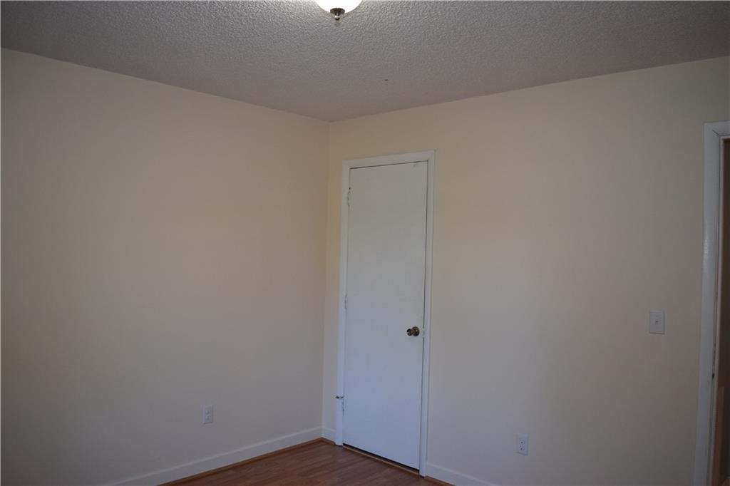 4669 Queens Road Hickory, NC 28602 - Photo 20 of 24 Gallery Image 20