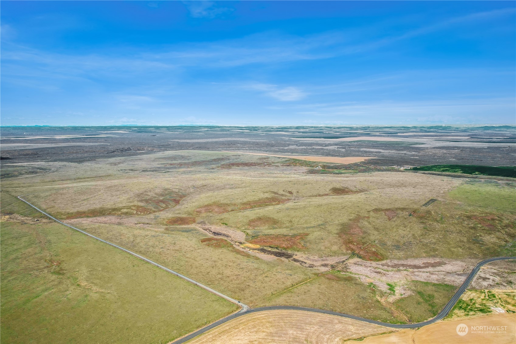 8798 Lakeview Ranch Loop North Odessa, WA 99159 - Photo 3 of 16