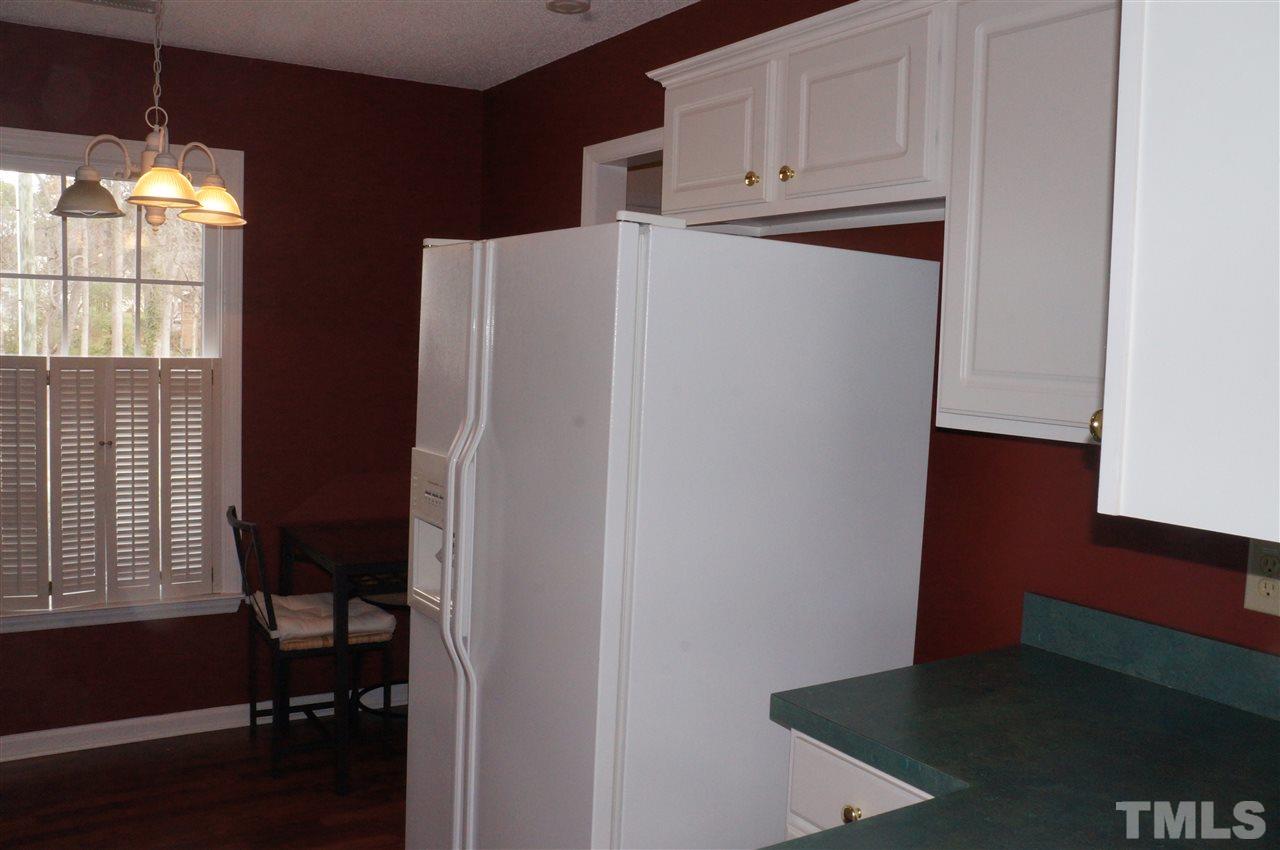 6811 Fairpoint Court Raleigh, NC 27613 - Photo 15 of 21