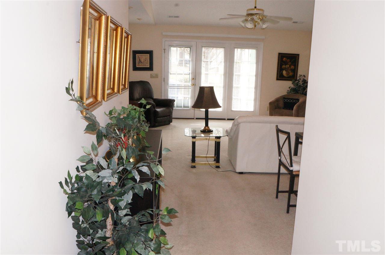 6811 Fairpoint Court Raleigh, NC 27613 - Photo 3 of 21