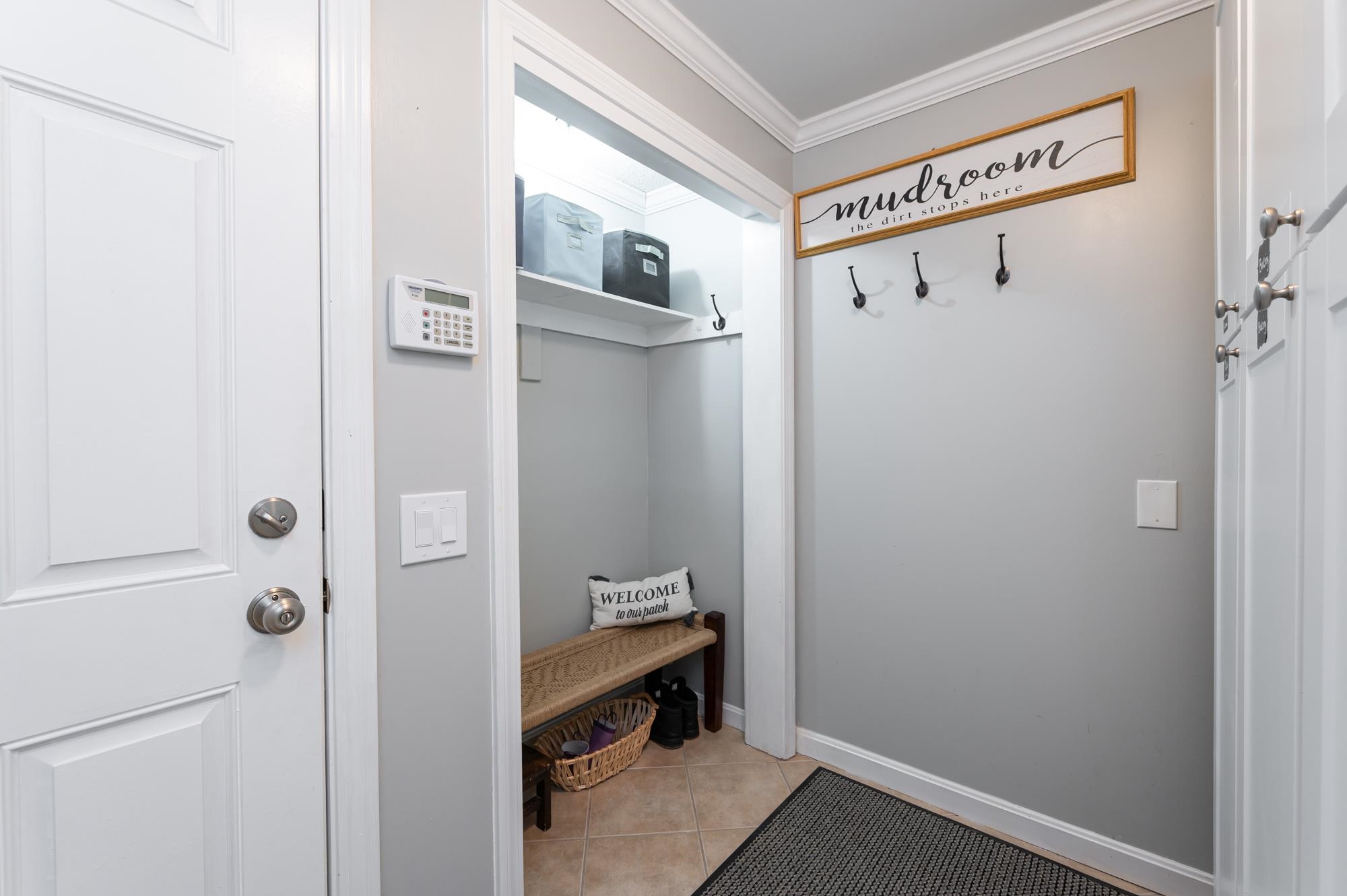 152 Farley Road Hollis, NH 03049 - Photo 4 of 32