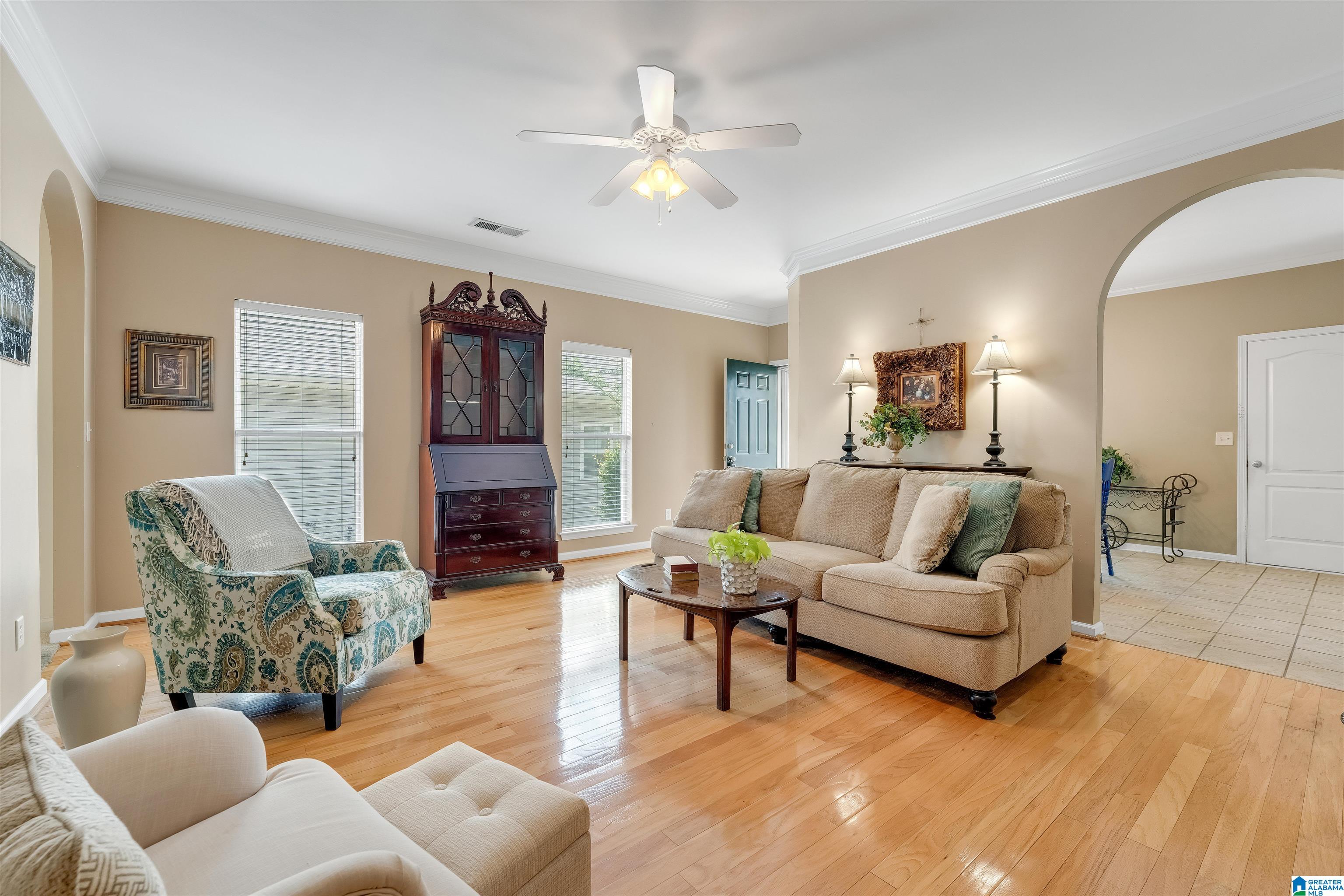 249 High Ridge Drive Pelham, AL 35124 - Photo 3 of 21