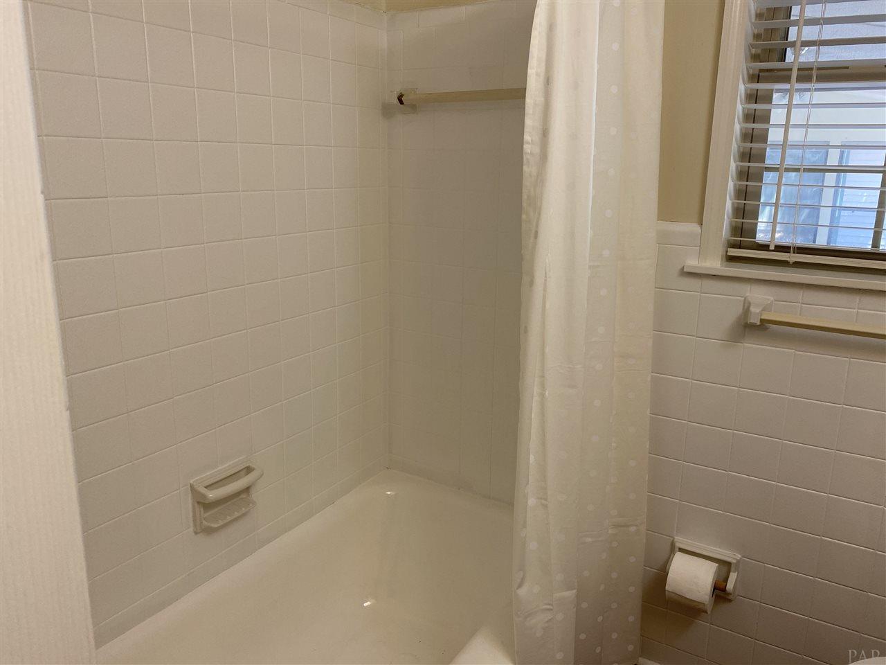 6101 Angelina Road Pensacola, FL 32504 - Photo 17 of 43 Gallery Image 17