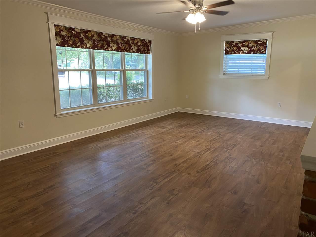 6101 Angelina Road Pensacola, FL 32504 - Photo 4 of 43 Gallery Image 4