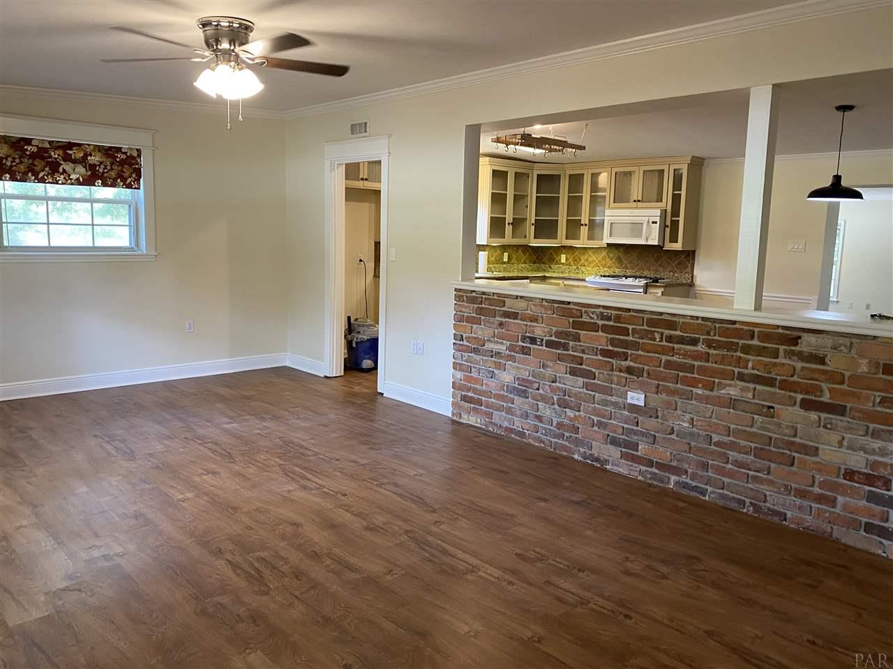 6101 Angelina Road Pensacola, FL 32504 - Photo 5 of 43 Gallery Image 5