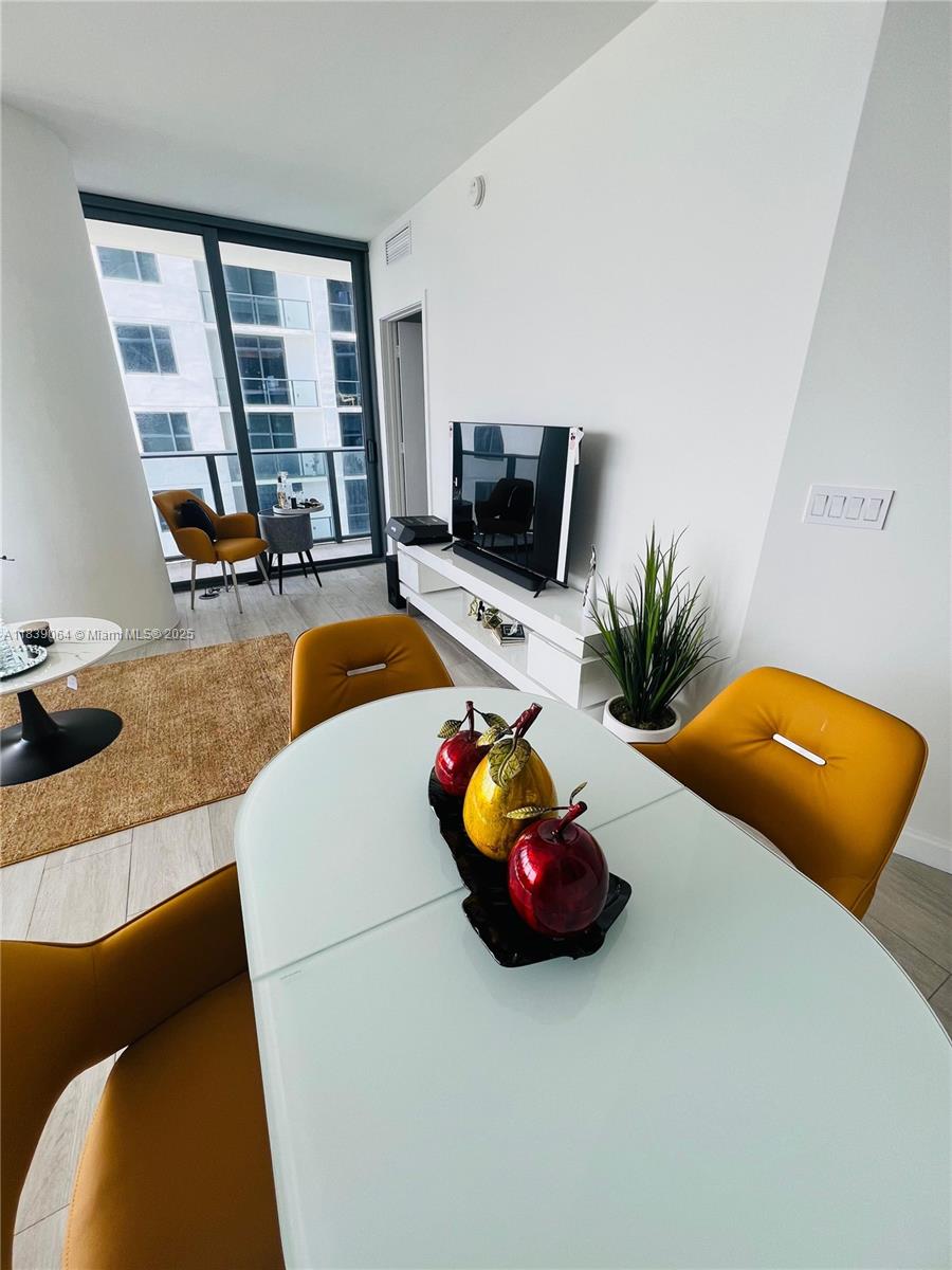 55 Southwest 9th Street, Unit 3308 Miami, FL 33130 - Photo 2 of 14