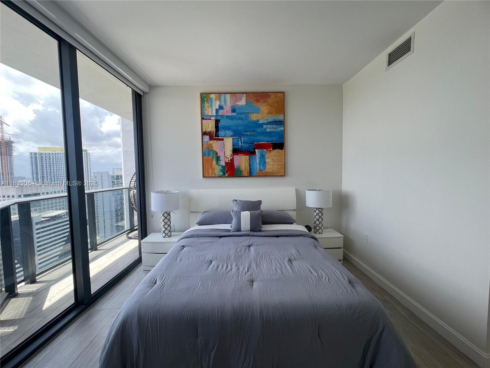 55 Southwest 9th Street, Unit 3308 Miami, FL 33130 - Photo 9 of 14